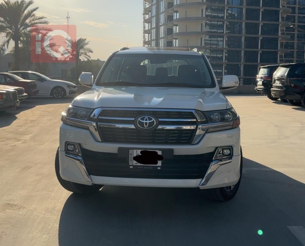 تويوتا لاندكروزر